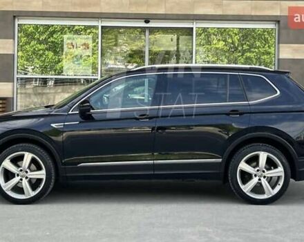 Черный Фольксваген Tiguan Allspace, объемом двигателя 1.97 л и пробегом 226 тыс. км за 22900 $, фото 1 на Automoto.ua