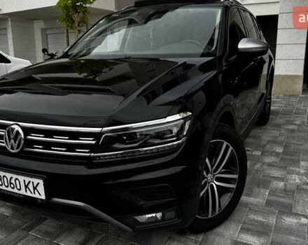 Чорний Фольксваген Tiguan Allspace, об'ємом двигуна 2 л та пробігом 195 тис. км за 26499 $, фото 14 на Automoto.ua