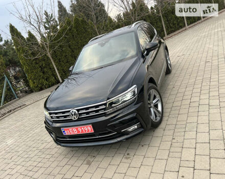 Черный Фольксваген Tiguan Allspace, объемом двигателя 2 л и пробегом 218 тыс. км за 29999 $, фото 22 на Automoto.ua