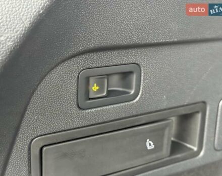 Черный Фольксваген Tiguan Allspace, объемом двигателя 1.97 л и пробегом 168 тыс. км за 33500 $, фото 44 на Automoto.ua