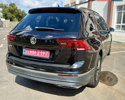 Черный Фольксваген Tiguan Allspace, объемом двигателя 2 л и пробегом 93 тыс. км за 19250 $, фото 7 на Automoto.ua