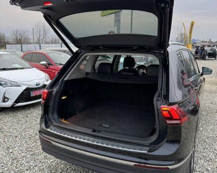 Чорний Фольксваген Tiguan Allspace, об'ємом двигуна 1.98 л та пробігом 170 тис. км за 21200 $, фото 28 на Automoto.ua