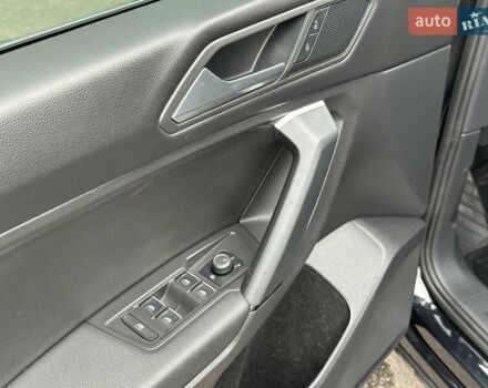 Фольксваген Tiguan Allspace 2019 в Сумах на Automoto.ua Черный Фольксваген Tiguan Allspace, объемом двигателя 2 л и пробегом 122 тыс. км за 19300 $, фото 29 на Automoto.ua
