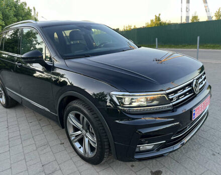 Чорний Фольксваген Tiguan Allspace, об'ємом двигуна 2 л та пробігом 218 тис. км за 29999 $, фото 34 на Automoto.ua