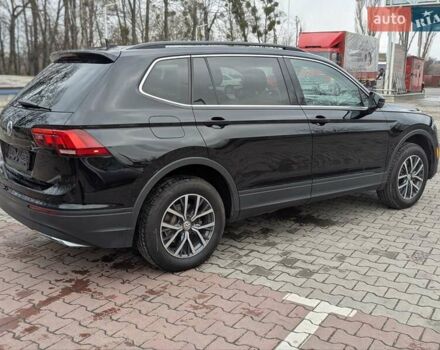 Черный Фольксваген Tiguan Allspace, объемом двигателя 2 л и пробегом 188 тыс. км за 18500 $, фото 4 на Automoto.ua