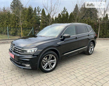 Чорний Фольксваген Tiguan Allspace, об'ємом двигуна 2 л та пробігом 218 тис. км за 29999 $, фото 23 на Automoto.ua