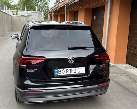 Черный Фольксваген Tiguan Allspace, объемом двигателя 2 л и пробегом 166 тыс. км за 30000 $, фото 2 на Automoto.ua