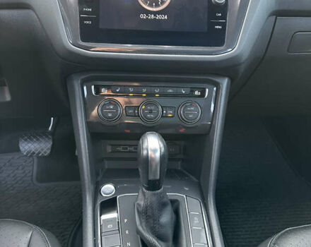 Черный Фольксваген Tiguan Allspace, объемом двигателя 1.98 л и пробегом 116 тыс. км за 22000 $, фото 13 на Automoto.ua