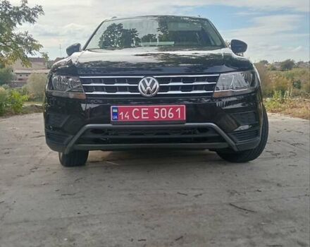 Черный Фольксваген Tiguan Allspace, объемом двигателя 2 л и пробегом 122 тыс. км за 19500 $, фото 2 на Automoto.ua