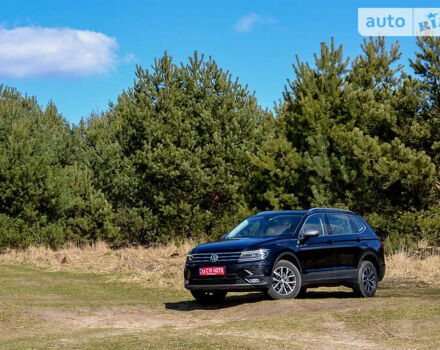 Чорний Фольксваген Tiguan Allspace, об'ємом двигуна 2 л та пробігом 163 тис. км за 25950 $, фото 17 на Automoto.ua