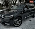 Черный Фольксваген Tiguan Allspace, объемом двигателя 2 л и пробегом 263 тыс. км за 31500 $, фото 109 на Automoto.ua