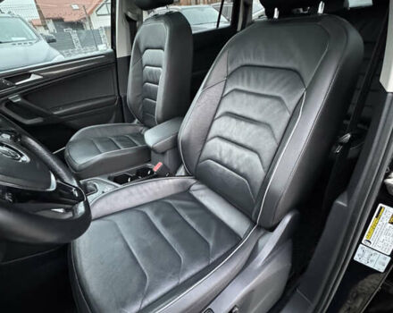 Чорний Фольксваген Tiguan Allspace, об'ємом двигуна 1.98 л та пробігом 170 тис. км за 21200 $, фото 18 на Automoto.ua
