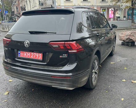 Чорний Фольксваген Tiguan Allspace, об'ємом двигуна 1.98 л та пробігом 99 тис. км за 17700 $, фото 7 на Automoto.ua