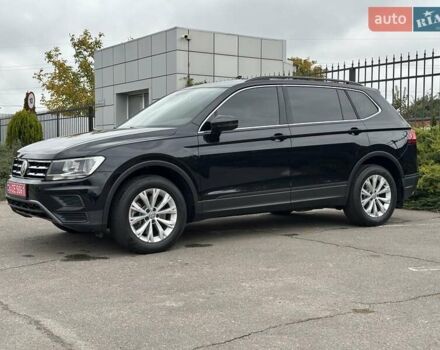 Фольксваген Tiguan Allspace 2019 в Сумах на Automoto.ua Черный Фольксваген Tiguan Allspace, объемом двигателя 2 л и пробегом 122 тыс. км за 19300 $, фото 2 на Automoto.ua