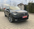 Черный Фольксваген Tiguan Allspace, объемом двигателя 2 л и пробегом 218 тыс. км за 29999 $, фото 2 на Automoto.ua