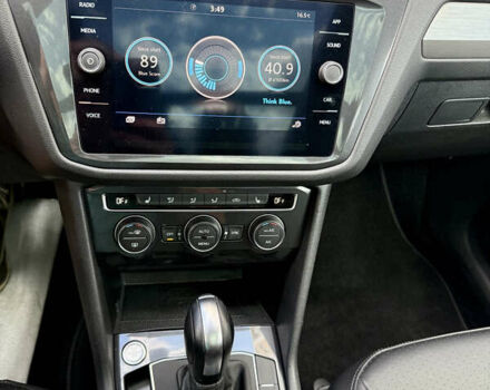 Черный Фольксваген Tiguan Allspace, объемом двигателя 2 л и пробегом 93 тыс. км за 19250 $, фото 14 на Automoto.ua