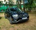 Черный Фольксваген Tiguan Allspace, объемом двигателя 2 л и пробегом 194 тыс. км за 20000 $, фото 1 на Automoto.ua