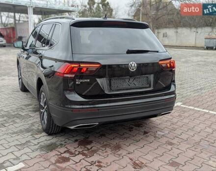 Черный Фольксваген Tiguan Allspace, объемом двигателя 2 л и пробегом 188 тыс. км за 18500 $, фото 5 на Automoto.ua