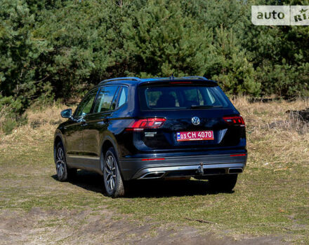 Чорний Фольксваген Tiguan Allspace, об'ємом двигуна 2 л та пробігом 163 тис. км за 25950 $, фото 18 на Automoto.ua