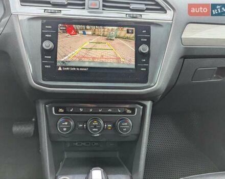Черный Фольксваген Tiguan Allspace, объемом двигателя 2 л и пробегом 188 тыс. км за 18500 $, фото 21 на Automoto.ua