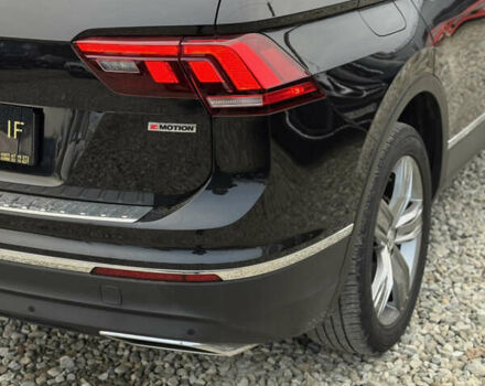 Чорний Фольксваген Tiguan Allspace, об'ємом двигуна 1.98 л та пробігом 170 тис. км за 21200 $, фото 47 на Automoto.ua