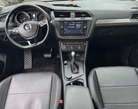 Чорний Фольксваген Tiguan Allspace, об'ємом двигуна 1.98 л та пробігом 99 тис. км за 17700 $, фото 3 на Automoto.ua