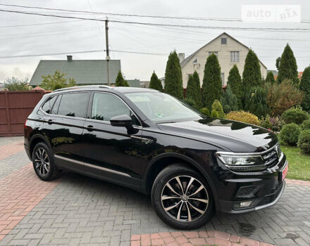 Черный Фольксваген Tiguan Allspace, объемом двигателя 2 л и пробегом 210 тыс. км за 25800 $, фото 77 на Automoto.ua