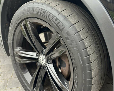 Черный Фольксваген Tiguan Allspace, объемом двигателя 2 л и пробегом 196 тыс. км за 30500 $, фото 27 на Automoto.ua