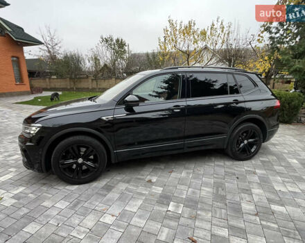 Черный Фольксваген Tiguan Allspace, объемом двигателя 2 л и пробегом 196 тыс. км за 30500 $, фото 9 на Automoto.ua