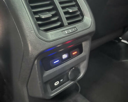 Черный Фольксваген Tiguan Allspace, объемом двигателя 2 л и пробегом 196 тыс. км за 30500 $, фото 55 на Automoto.ua