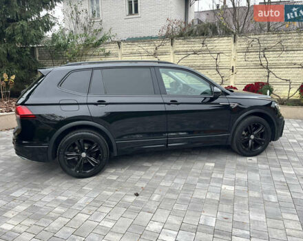 Черный Фольксваген Tiguan Allspace, объемом двигателя 2 л и пробегом 196 тыс. км за 30500 $, фото 17 на Automoto.ua