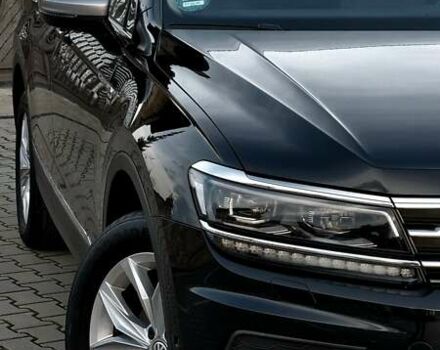 Чорний Фольксваген Tiguan Allspace, об'ємом двигуна 0 л та пробігом 214 тис. км за 30000 $, фото 25 на Automoto.ua