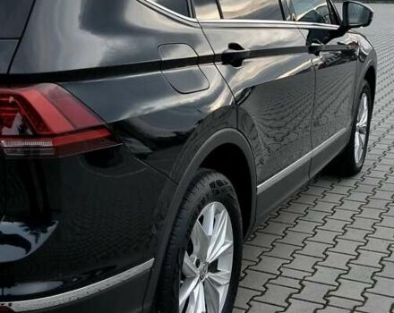 Чорний Фольксваген Tiguan Allspace, об'ємом двигуна 0 л та пробігом 214 тис. км за 30000 $, фото 51 на Automoto.ua