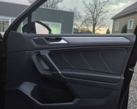 Черный Фольксваген Tiguan Allspace, объемом двигателя 0 л и пробегом 177 тыс. км за 32500 $, фото 37 на Automoto.ua