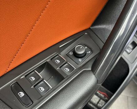 Черный Фольксваген Tiguan Allspace, объемом двигателя 2 л и пробегом 196 тыс. км за 30500 $, фото 34 на Automoto.ua