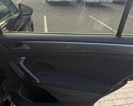 Фольксваген Tiguan Allspace 2020 в Луцке на Automoto.ua Черный Фольксваген Tiguan Allspace, объемом двигателя 2 л и пробегом 197 тыс. км за 29499 $, фото 25 на Automoto.ua