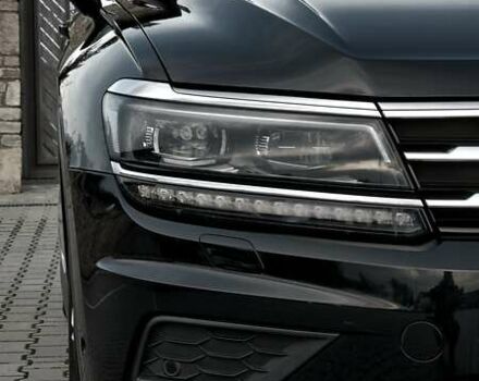 Чорний Фольксваген Tiguan Allspace, об'ємом двигуна 0 л та пробігом 214 тис. км за 30000 $, фото 35 на Automoto.ua