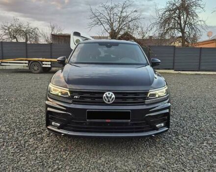 Черный Фольксваген Tiguan Allspace, объемом двигателя 0 л и пробегом 177 тыс. км за 32500 $, фото 1 на Automoto.ua