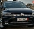 Чорний Фольксваген Tiguan Allspace, об'ємом двигуна 0 л та пробігом 214 тис. км за 30000 $, фото 1 на Automoto.ua