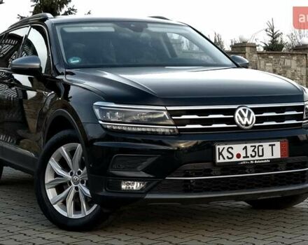 Чорний Фольксваген Tiguan Allspace, об'ємом двигуна 0 л та пробігом 214 тис. км за 30000 $, фото 9 на Automoto.ua