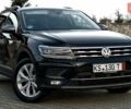 Чорний Фольксваген Tiguan Allspace, об'ємом двигуна 0 л та пробігом 214 тис. км за 30000 $, фото 9 на Automoto.ua