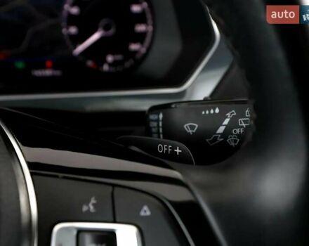 Чорний Фольксваген Tiguan Allspace, об'ємом двигуна 0 л та пробігом 214 тис. км за 30000 $, фото 95 на Automoto.ua