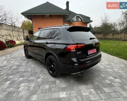 Черный Фольксваген Tiguan Allspace, объемом двигателя 2 л и пробегом 196 тыс. км за 30500 $, фото 12 на Automoto.ua