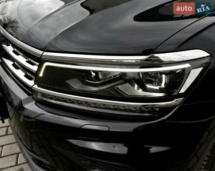 Чорний Фольксваген Tiguan Allspace, об'ємом двигуна 0 л та пробігом 214 тис. км за 30000 $, фото 62 на Automoto.ua