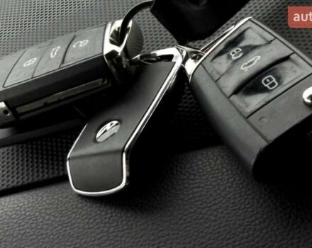 Чорний Фольксваген Tiguan Allspace, об'ємом двигуна 0 л та пробігом 214 тис. км за 30000 $, фото 87 на Automoto.ua