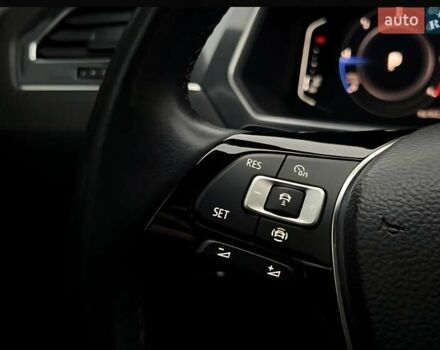 Чорний Фольксваген Tiguan Allspace, об'ємом двигуна 0 л та пробігом 214 тис. км за 30000 $, фото 92 на Automoto.ua