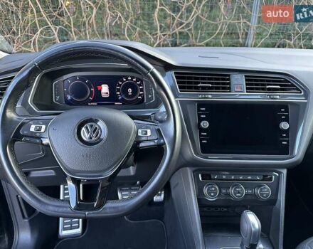 Чорний Фольксваген Tiguan Allspace, об'ємом двигуна 2 л та пробігом 182 тис. км за 27500 $, фото 28 на Automoto.ua