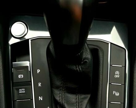 Чорний Фольксваген Tiguan Allspace, об'ємом двигуна 0 л та пробігом 214 тис. км за 30000 $, фото 123 на Automoto.ua