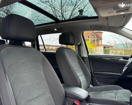 Черный Фольксваген Tiguan Allspace, объемом двигателя 2 л и пробегом 180 тыс. км за 30540 $, фото 19 на Automoto.ua