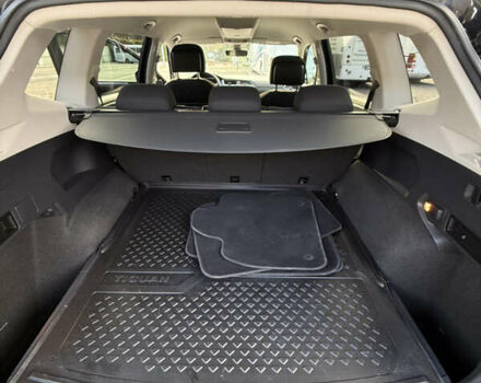 Фольксваген Tiguan Allspace 2020 в Луцке на Automoto.ua Черный Фольксваген Tiguan Allspace, объемом двигателя 2 л и пробегом 197 тыс. км за 29499 $, фото 33 на Automoto.ua